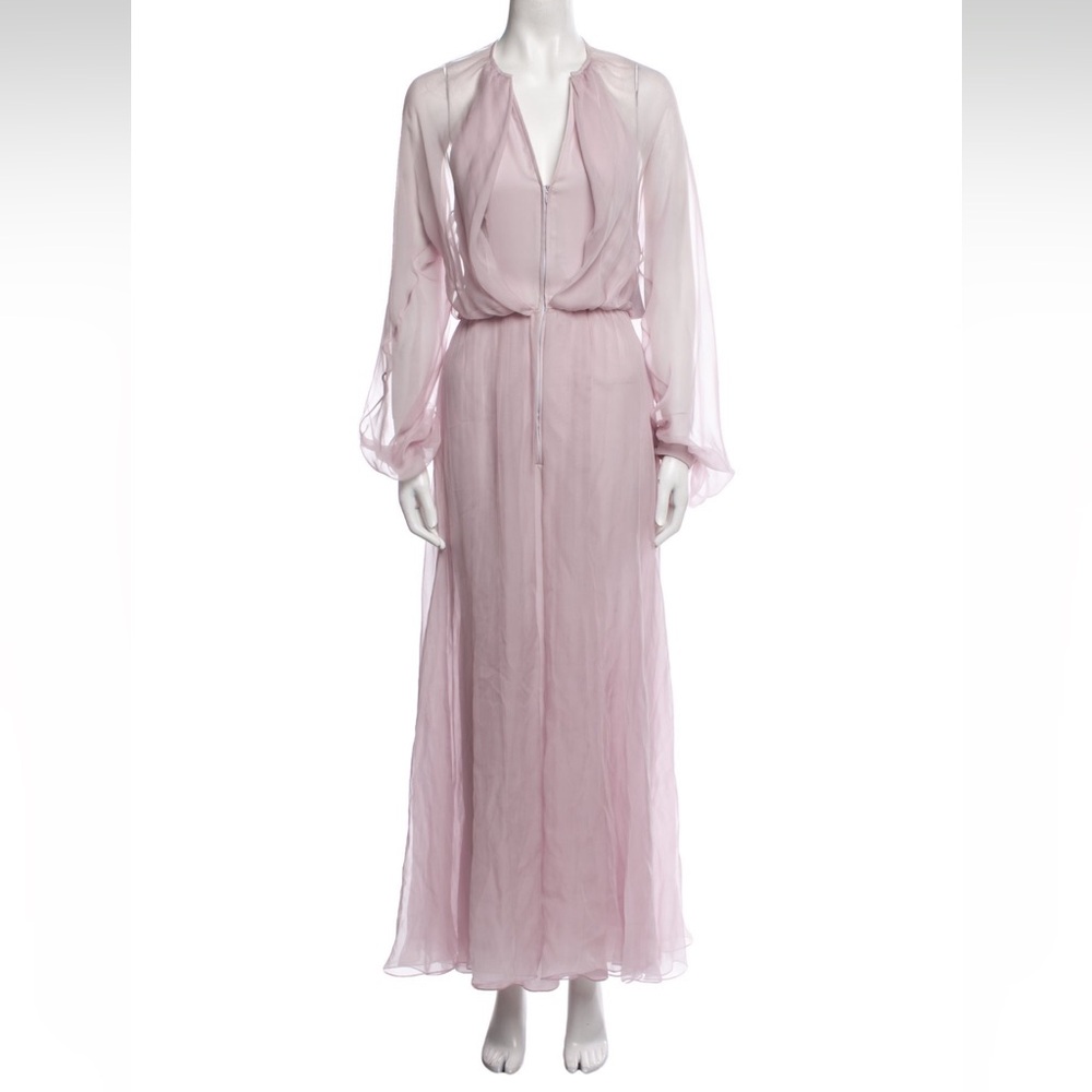 Giorgio Armani
Zip-Front Long-Sleeve Silk Chiffon Layered Gown